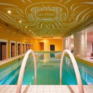 4* Hotell Mama Shelter