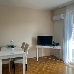 https://centrum-szeged-apartman.szeged-hotels.com