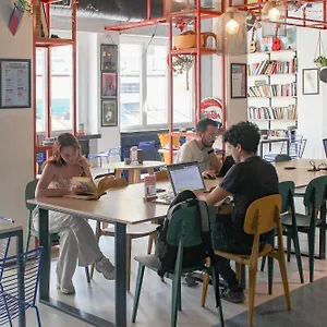 https://yellowsquare-milan.it-lombardy.com
